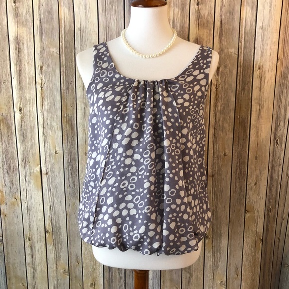 LOFT Tops - Ann Taylor Loft Sleeveless Gray & Off White Top